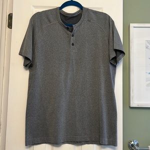 Lululemon Mens Buttoned Short Sleeve